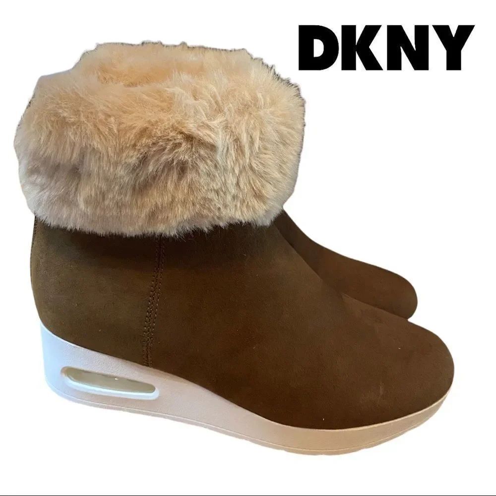 DKNY Women's "Abri" Suede Fur Cuffed Zipper Wedge Boots Booties 7 7M